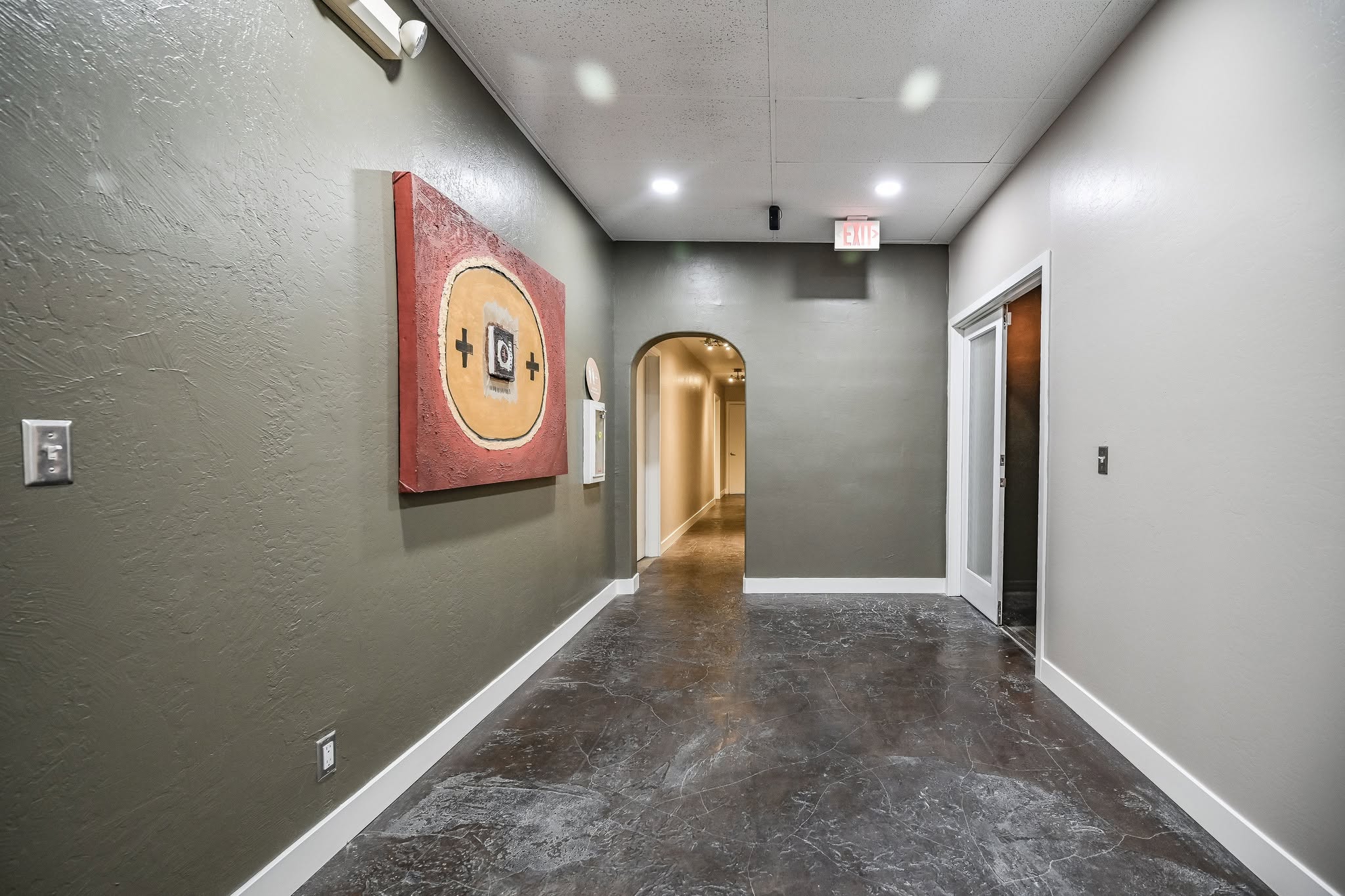 139 N Balsam St — Toward the suites